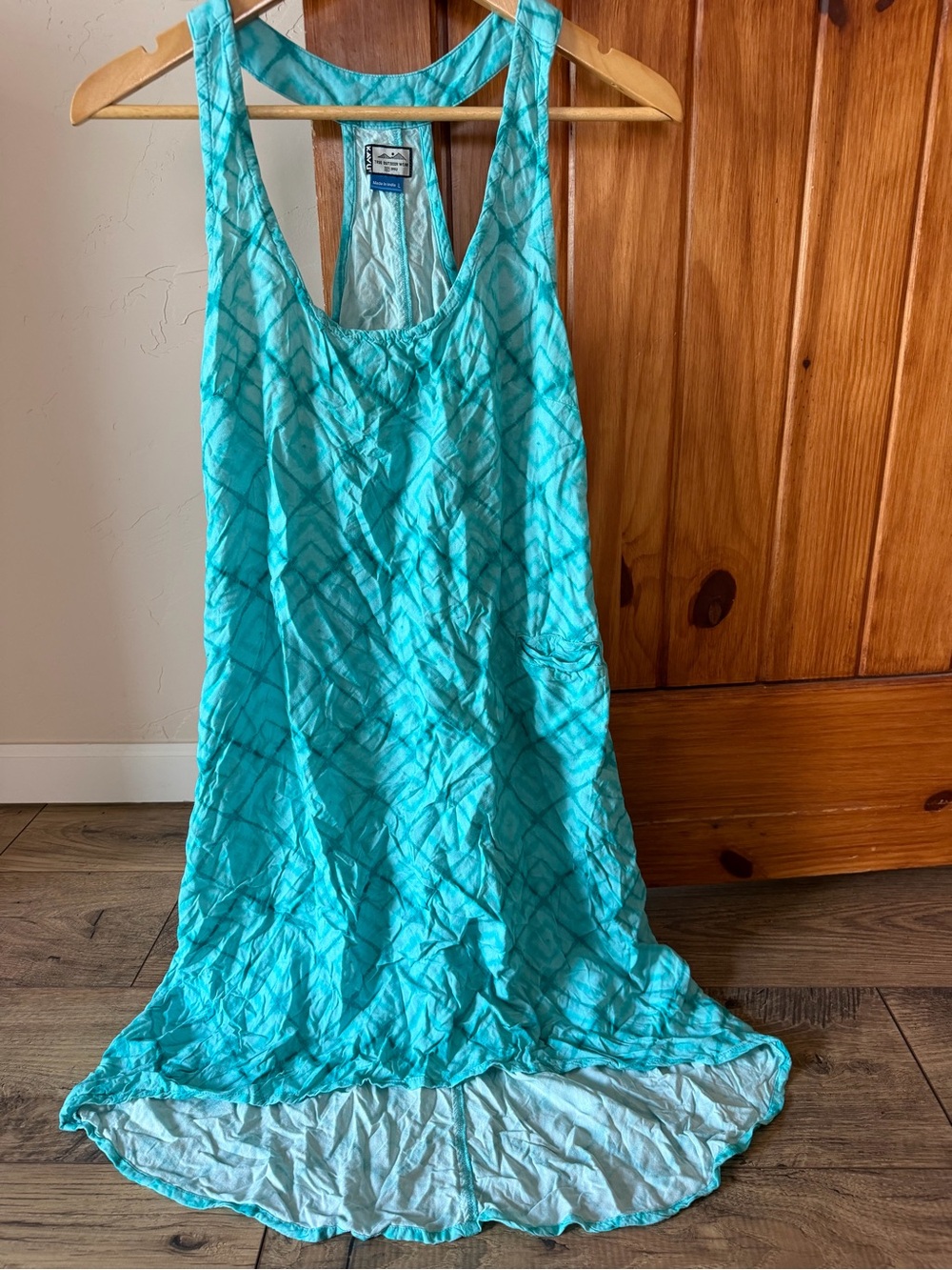KAVU Jocelyn Racerback Dress - Size Large - 100% Viscose - Blue Geometric